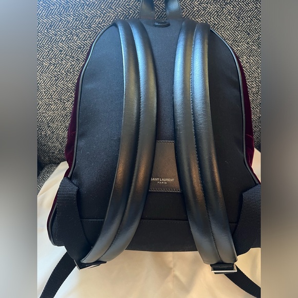 Yves Saint Laurent velvet backpack. Measures approx 9 1/2W x 13"H x 6"D - Picture 4 of 9